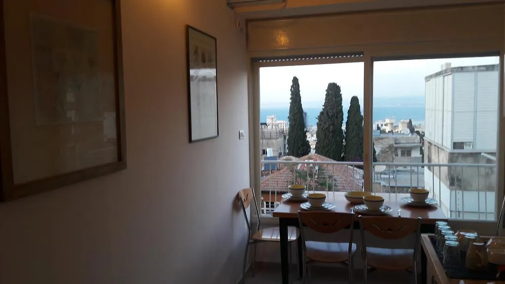 Great Sea View Apartment On Favorite Hillel Street. Хайфа 0*,